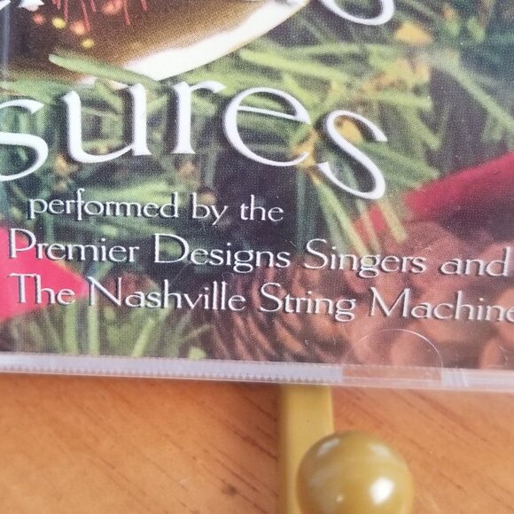 Christmas Music CD Sealed Premier Designs Limited Edition from 2002 - Picture 6 of 6